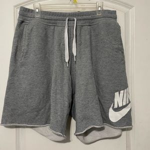 NIKE XXL GREY SHORTS